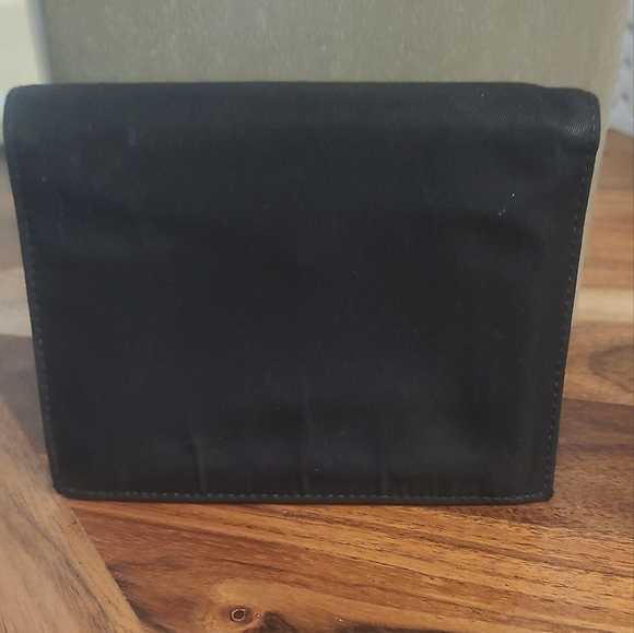 Prada Nylon and Saffiano Leather Black wallet with silver hardware authentic - Picture 11 of 11